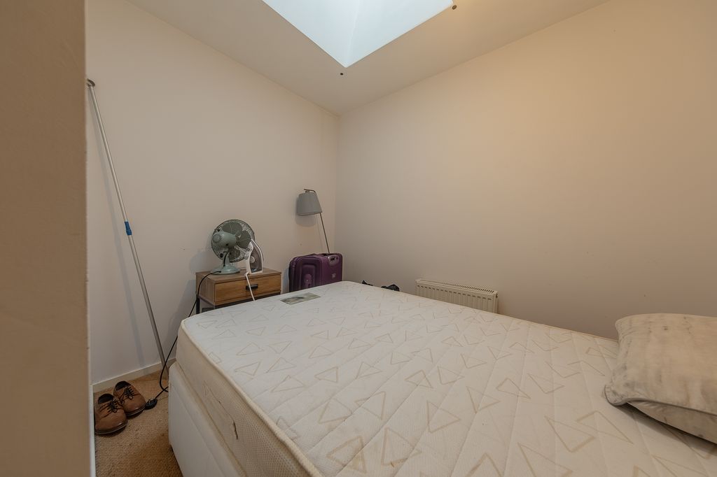 Additional image 9 of 2 bed flat for saleCaxton Court, Burton Upon Trent DE14