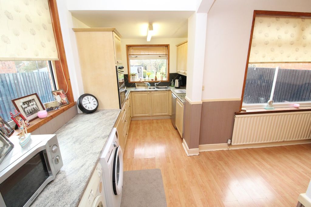 Additional image 6 of 3 bed semi-detached house for saleRichmond Drive, Glen Parva, Leicester LE2
