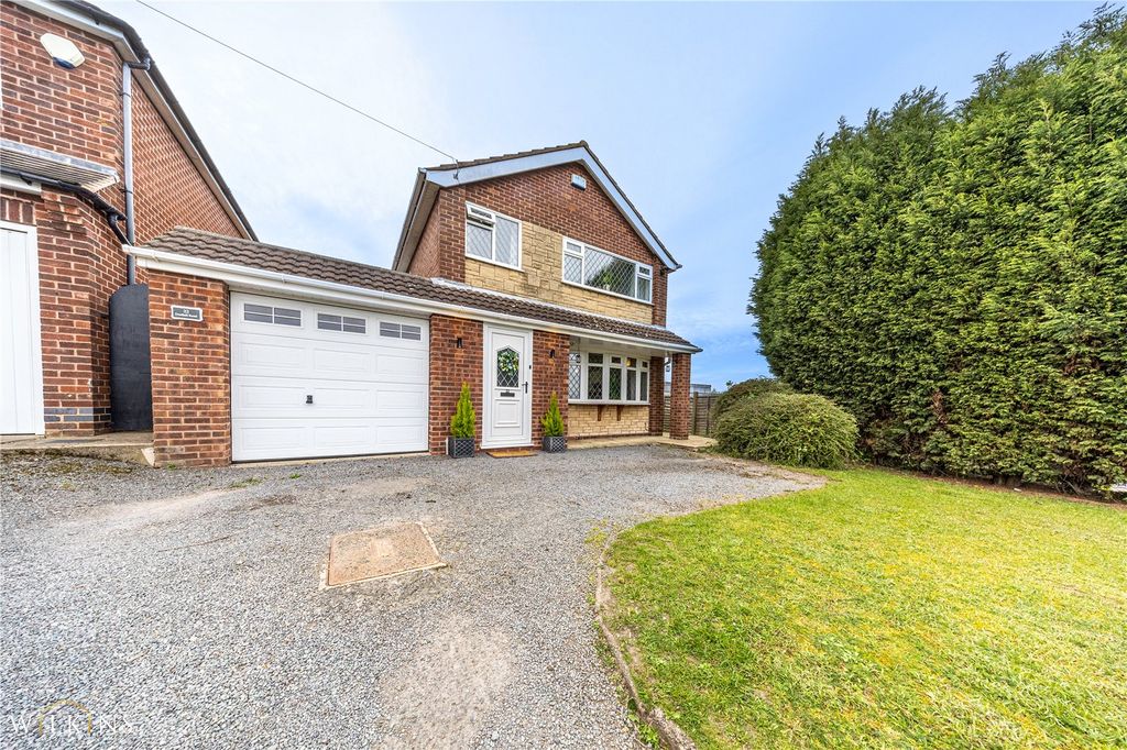 Additional image 29 of 3 bed detached house for saleDosthill Road, Two Gates, Tamworth, Staffordshire B77
