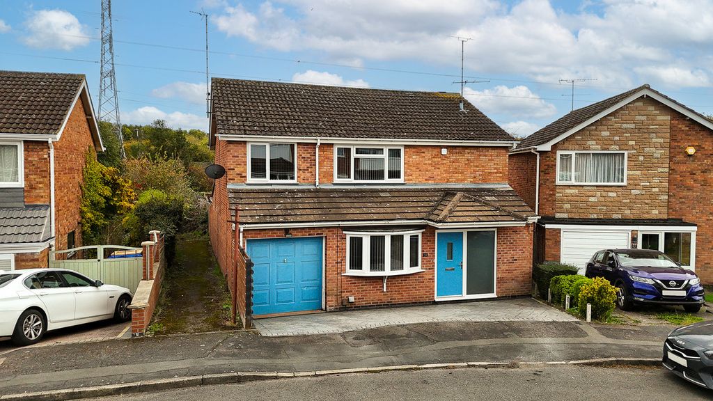 4 bed detached house for saleFoxcroft Close, Rowley Fields LE3