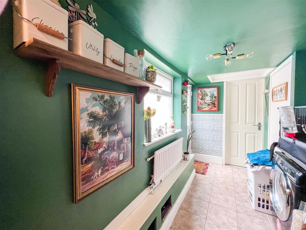 Additional image 7 of 4 bed terraced house for saleCruso Street, Leek ST13