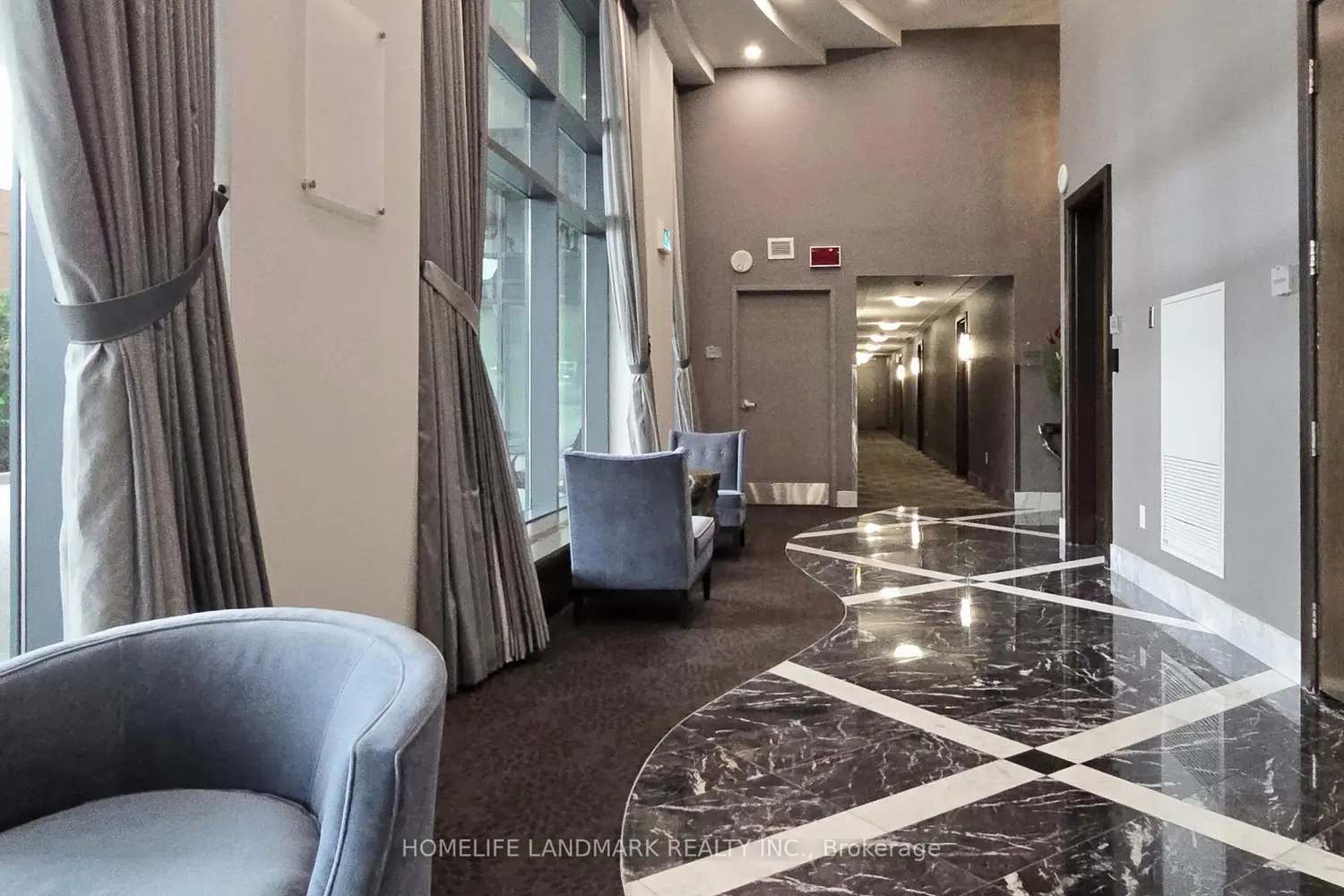Additional image 4 of 7608 Yonge Street 513
