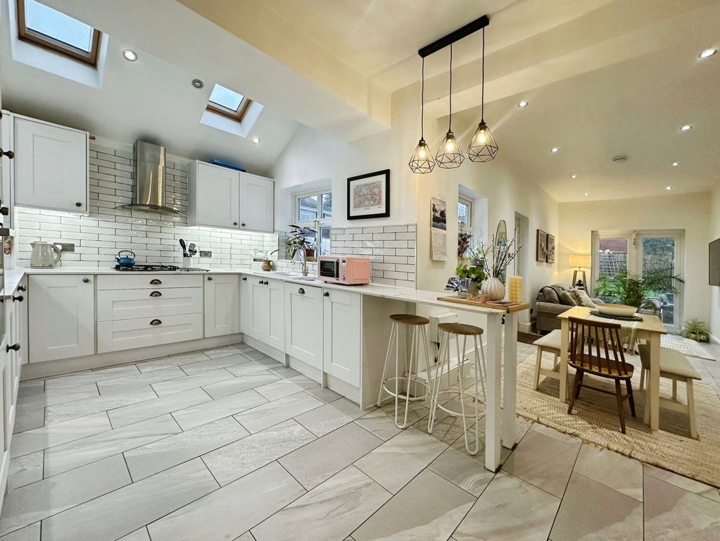 Additional image 5 of 4 bed end terrace house for saleBroad Lane, Finchfield, Wolverhampton WV3