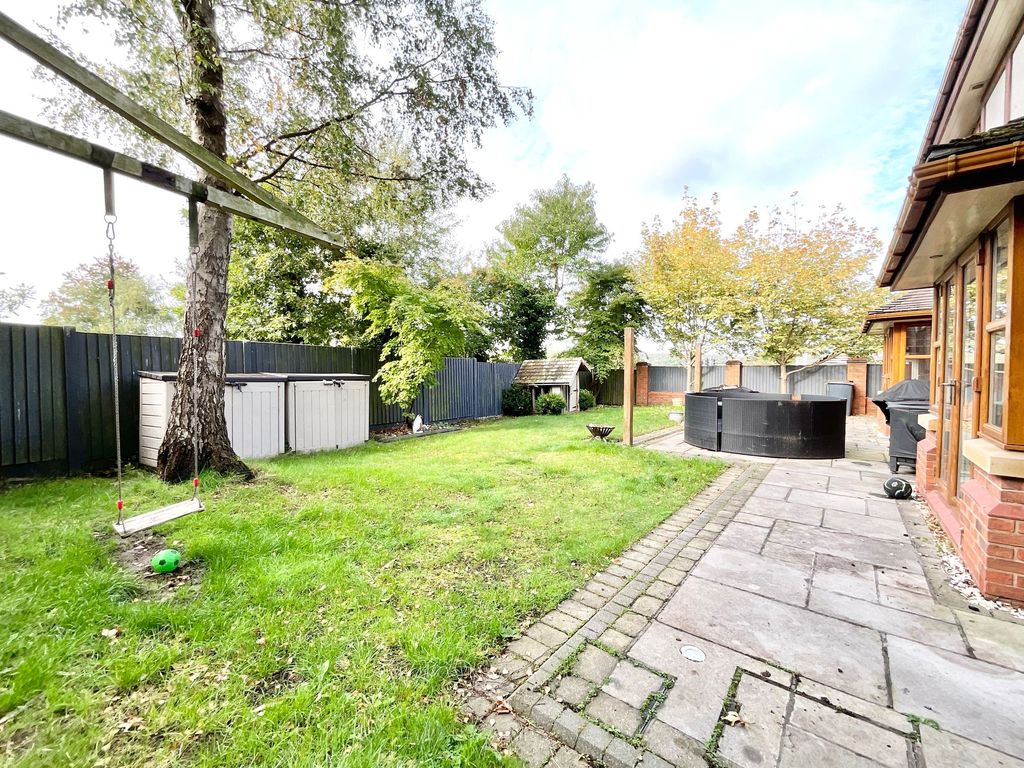 Additional image 26 of 5 bed detached house for saleNewcastle Road, Whitmore ST5