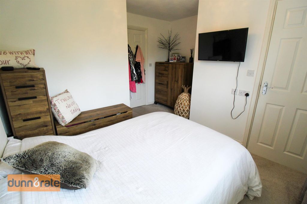 Additional image 9 of 3 bed town house for saleMoorefields View, Norton Heights, Stoke On Trent ST6