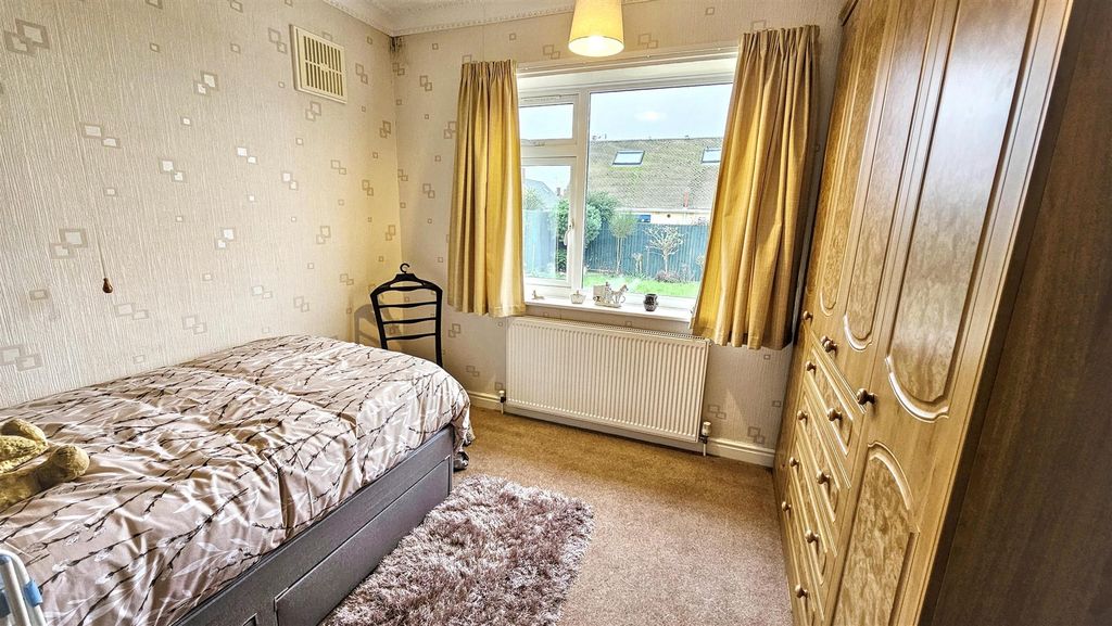 Additional image 10 of 2 bed detached bungalow for saleOakside Crescent, Leicester LE5