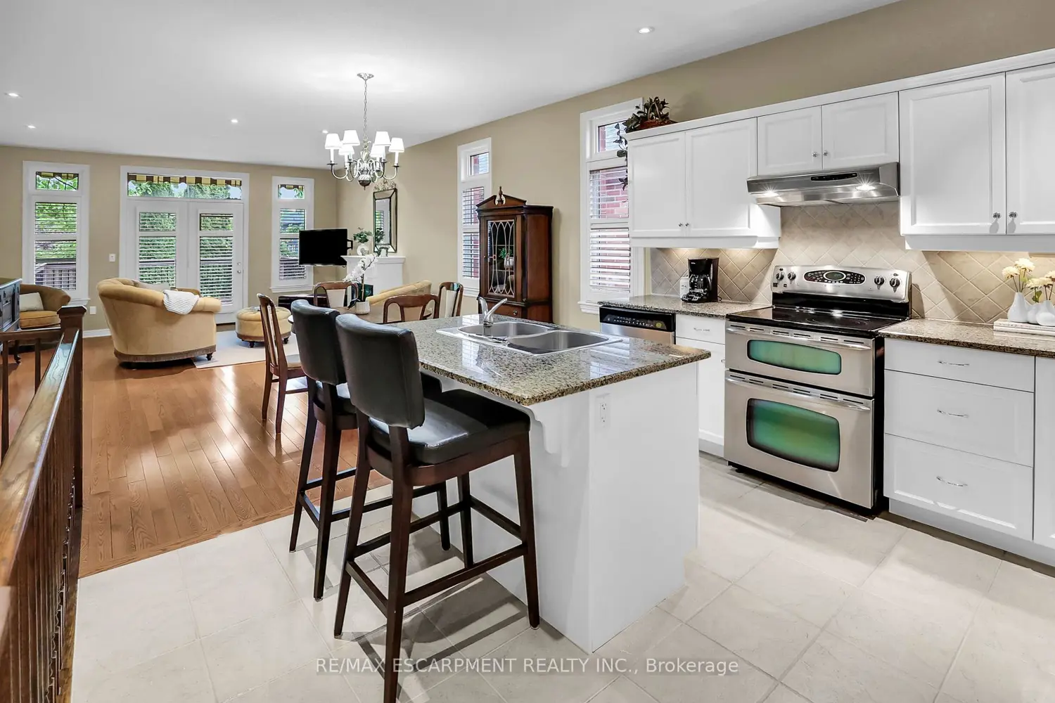 Additional image 3 of 8 Muscat Drive 4