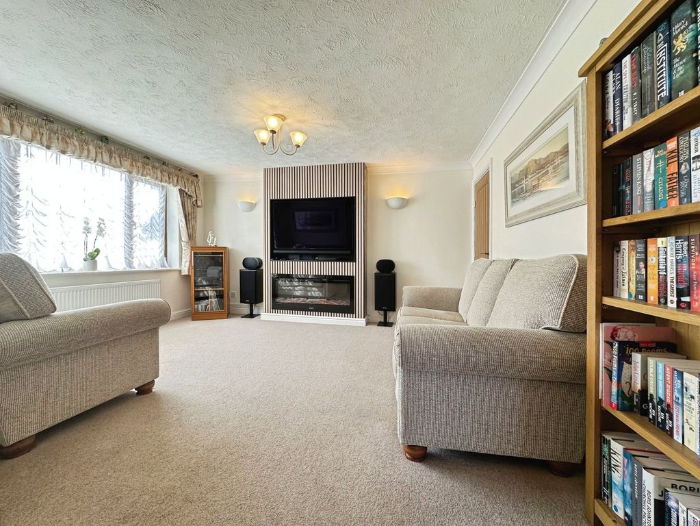 Additional image 4 of 4 bed detached house for saleRichmond Drive, Perton, Perton, Wolverhampton WV6