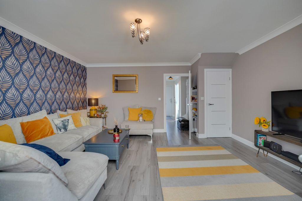 3 bed terraced house for saleStoney Brook Close, Hixon, Stafford, Staffordshire ST18