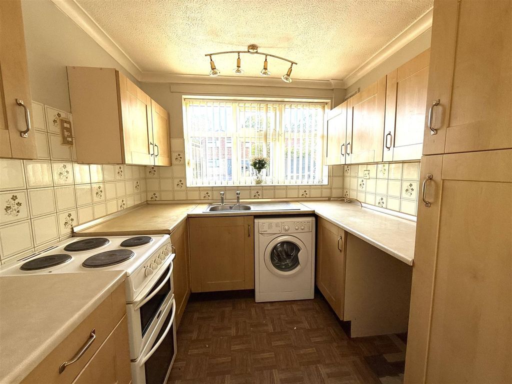 Additional image 4 of 2 bed detached bungalow for saleLanehead Walk, Etchinghill, Rugeley WS15