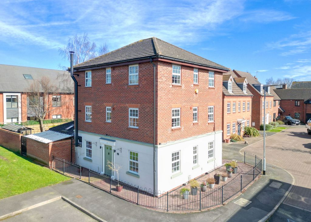 Additional image 33 of 5 bed detached house for saleHewitt Close, Fradley WS13