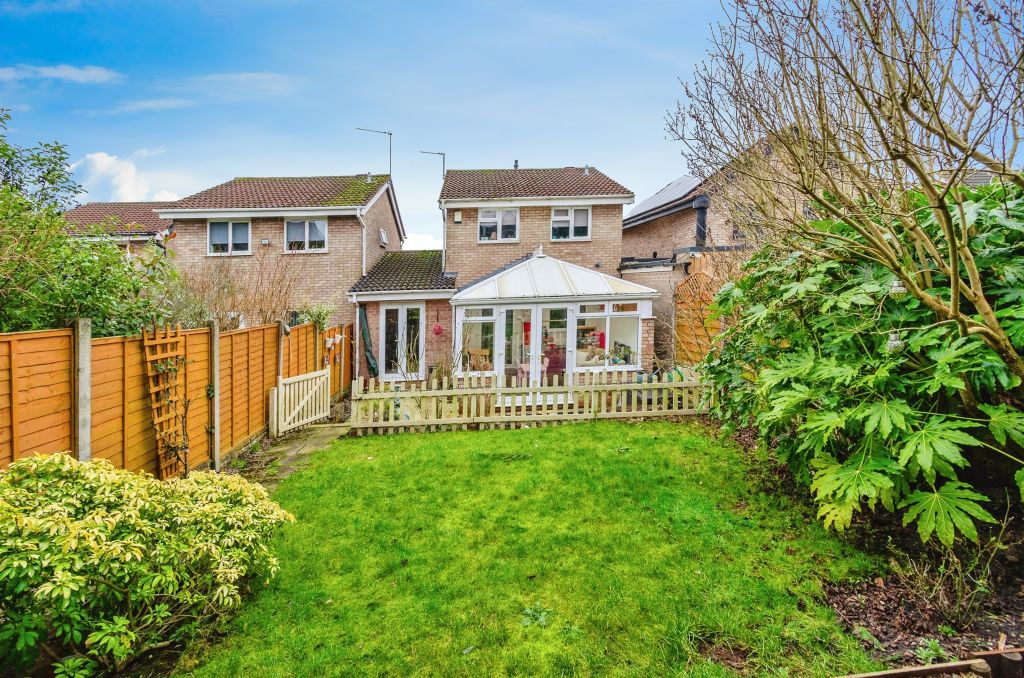 2 bed detached house for saleLangtree Close, Cannock WS12 photo 2