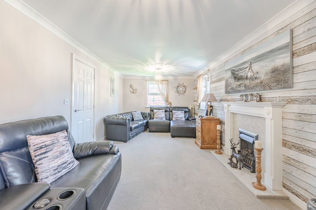 Additional image 13 of 5 bed detached house for saleHewitt Close, Fradley WS13