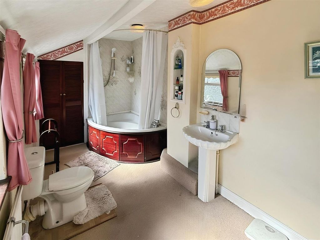 Additional image 15 of 3 bed end terrace house for saleJohn Street, Leek ST13