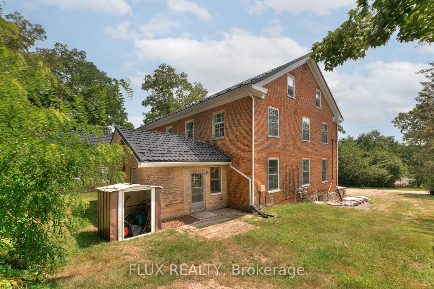 Additional image 16 of 38 Shirk Place