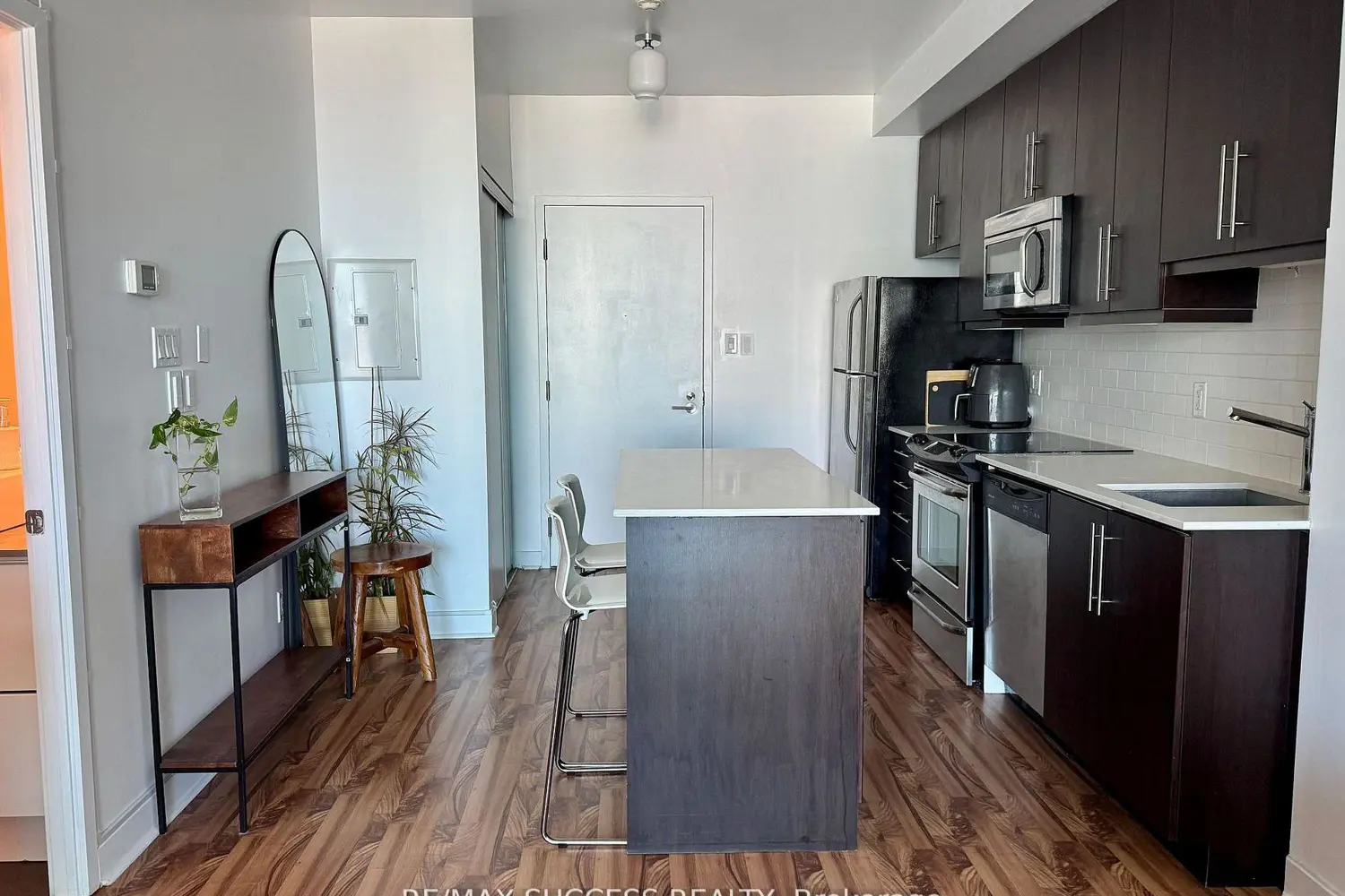 Additional image 11 of 1171 Queen Street 1605