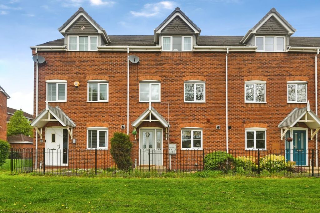 4 bed terraced house for saleTame Close, Wilnecote, Tamworth B77