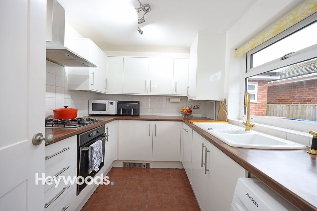 Additional image 4 of 2 bed detached bungalow for saleChelmorton Drive, Lightwood, Stoke On Trent ST3