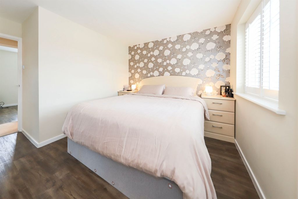 Additional image 8 of 4 bed detached house for salePrimrose Gardens, Featherstone, Wolverhampton WV10