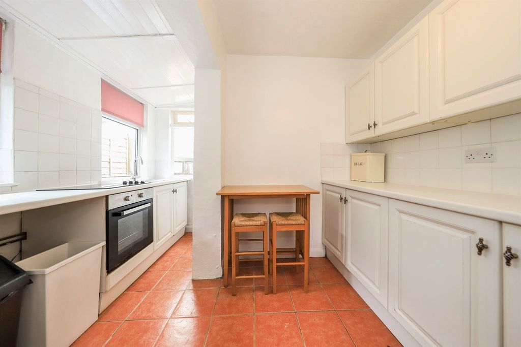 Additional image 8 of 4 bed semi-detached house for saleSedgley Road, Penn Common, Wolverhampton WV4