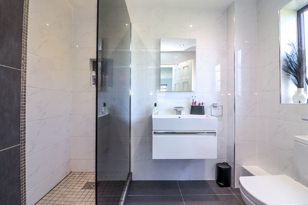 Additional image 21 of 5 bed detached house for saleChatsworth, Tamworth B79