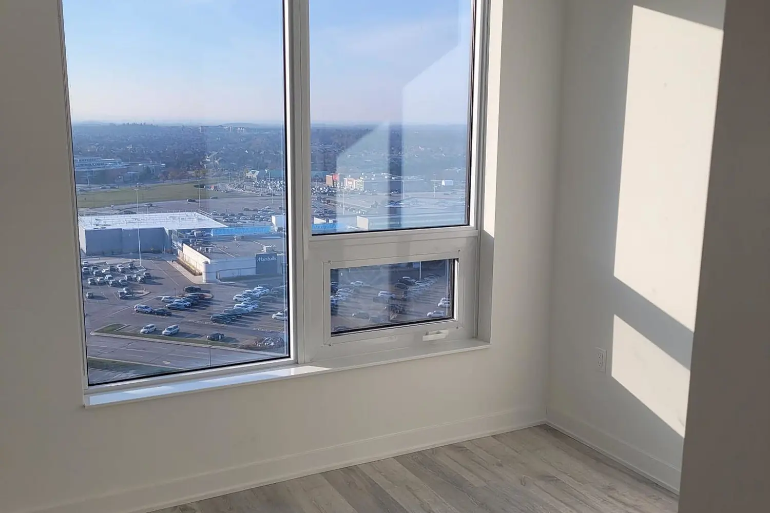 Additional image 4 of 4655 Metcalfe Avenue 1801