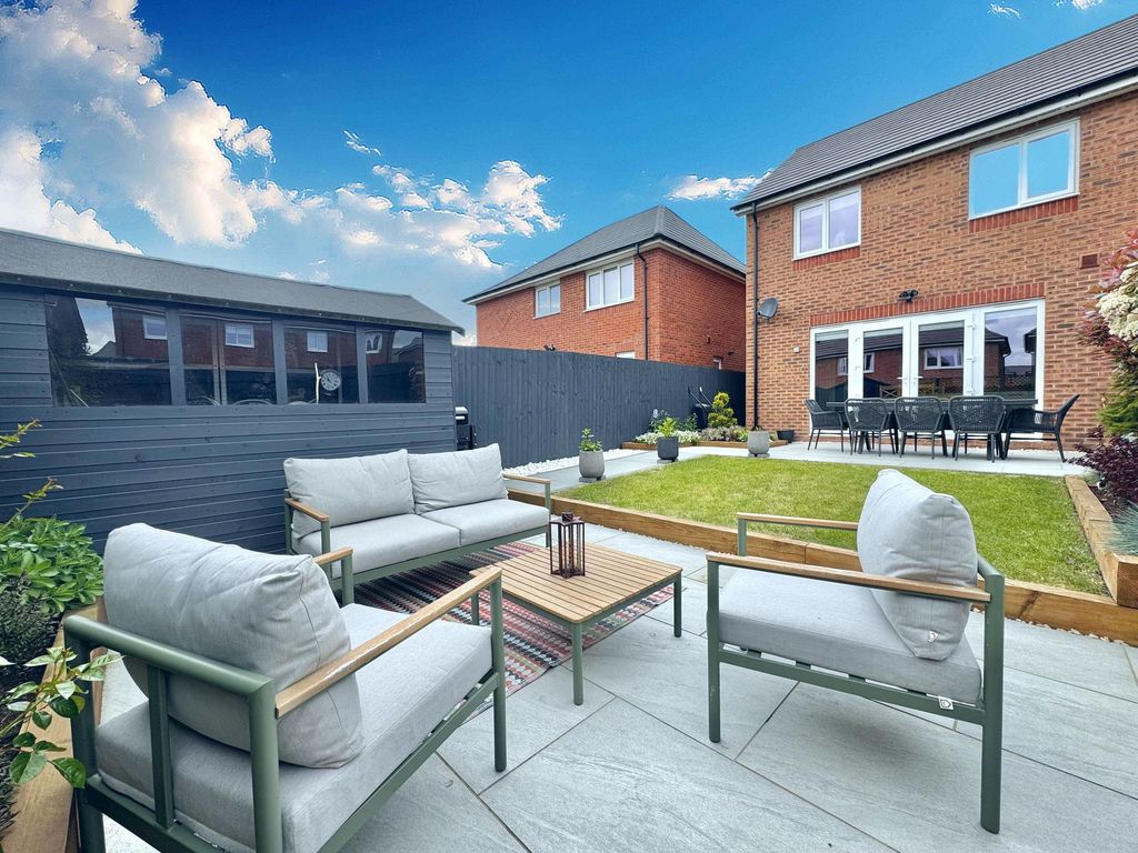 Additional image 2 of 3 bed semi-detached house for saleRoman Avenue, Nuneaton CV11