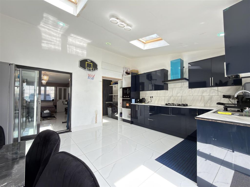 Additional image 12 of 2 bed end terrace house for saleBedale Drive, Beaumont Leys, Leicester LE4