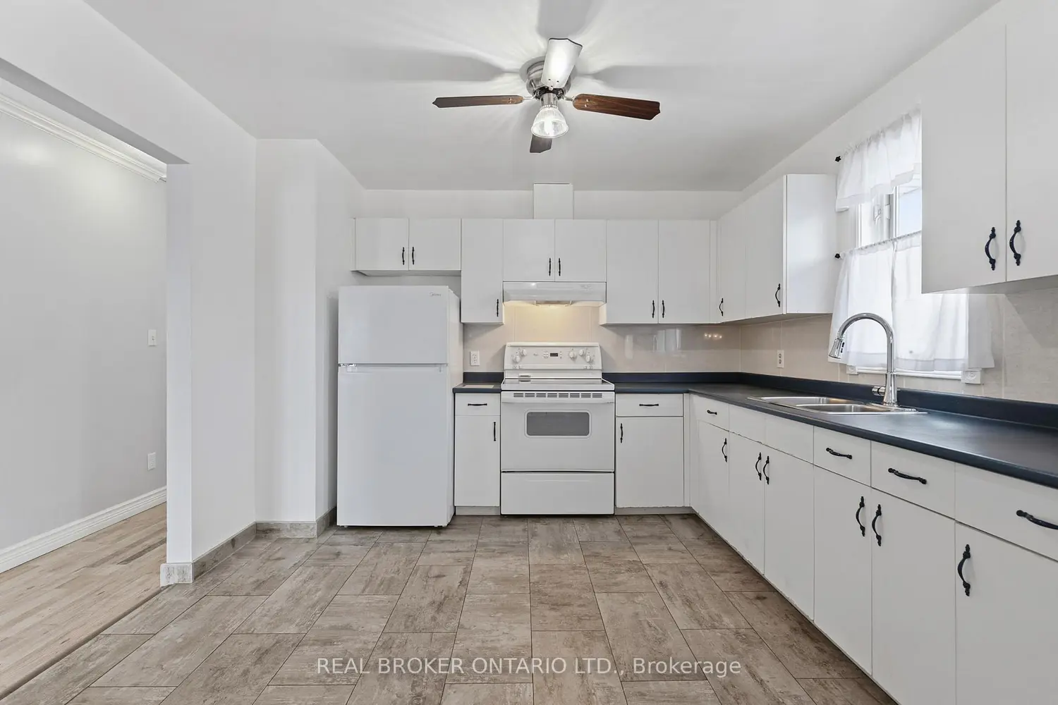 Additional image 5 of 379 Southworth Street