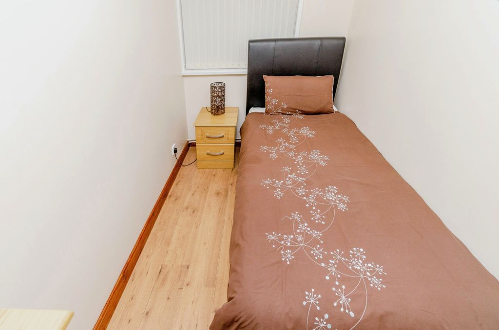 Additional image 11 of 3 bed maisonette for saleHambledon Close, Wolverhampton WV9