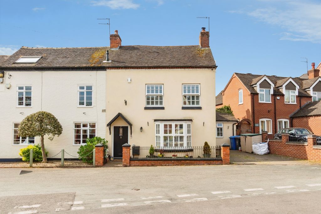 3 bed end terrace house for saleHigh Green, Brewood ST19