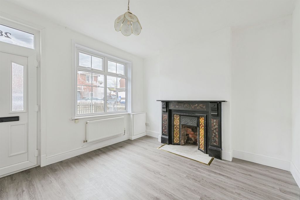 Additional image 2 of 3 bed end terrace house for saleHigh Street, Dosthill, Tamworth B77