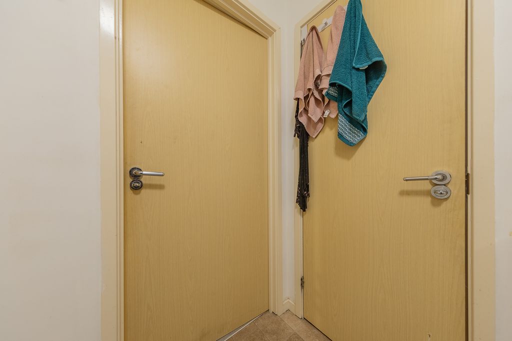 Additional image 16 of 2 bed flat for saleCaxton Court, Burton Upon Trent DE14
