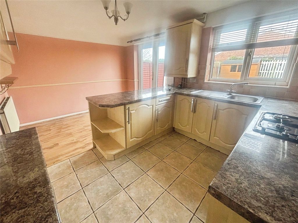 Additional image 6 of 3 bed terraced house for saleChepstow Close, Perton, Wolverhampton, Staffordshire WV6