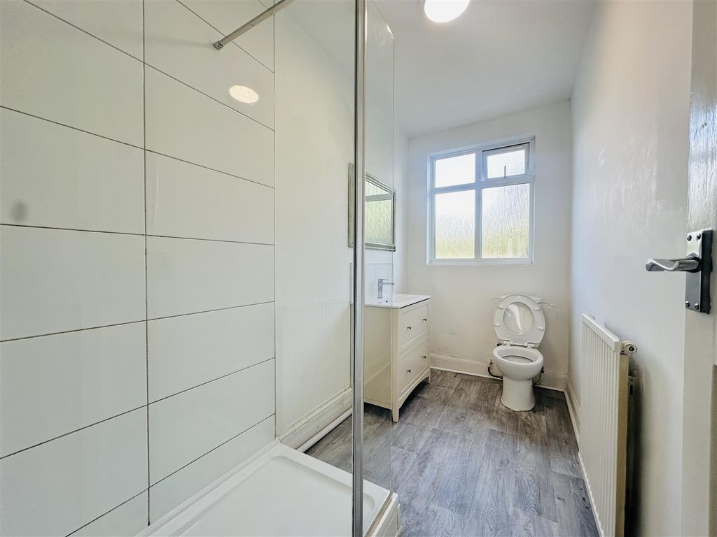 Additional image 7 of 2 bed semi-detached bungalow for saleLoughborough Road, Birstall, Leicester LE4