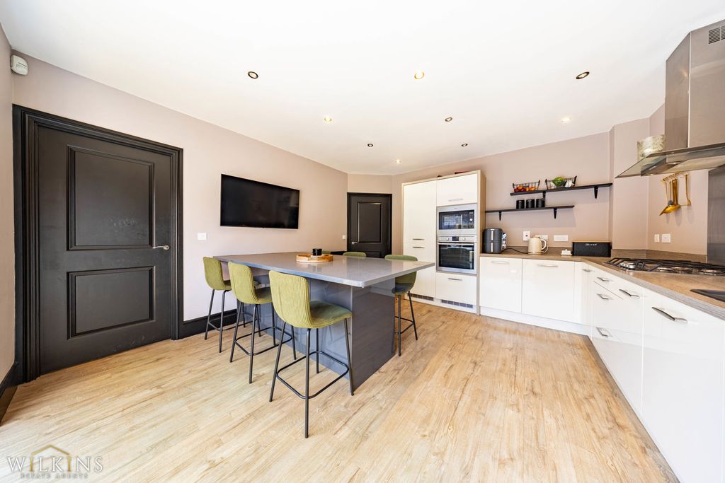 Additional image 5 of 4 bed detached house for saleWensleydale, Wilnecote, Tamworth, Staffordshire B77