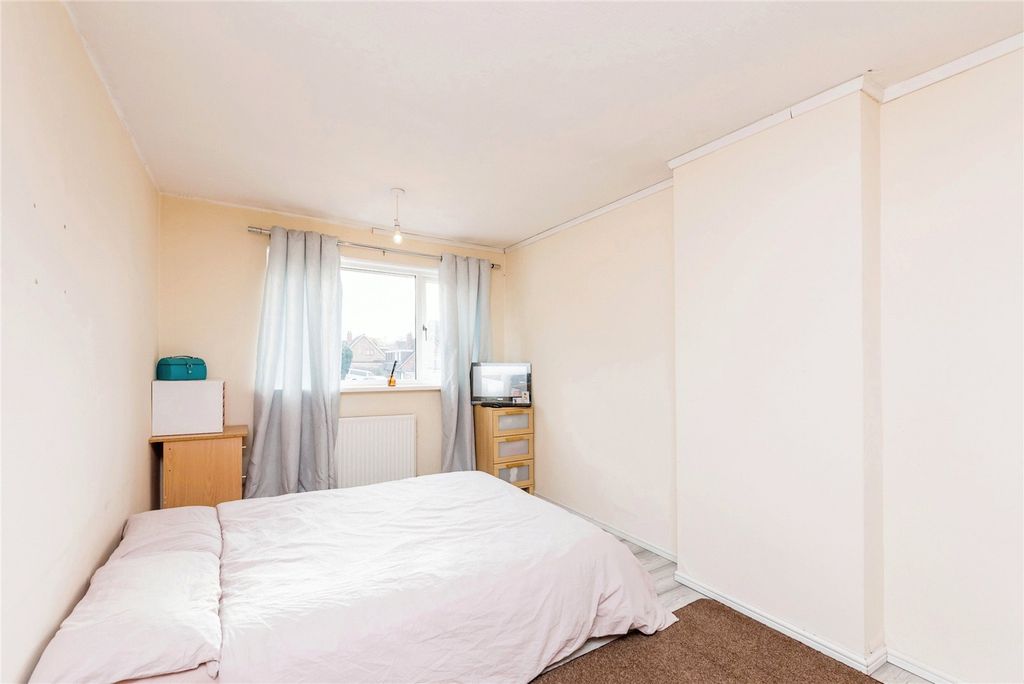 Additional image 11 of 3 bed semi-detached house for saleChadswell Heights, Lichfield, Staffordshire WS13