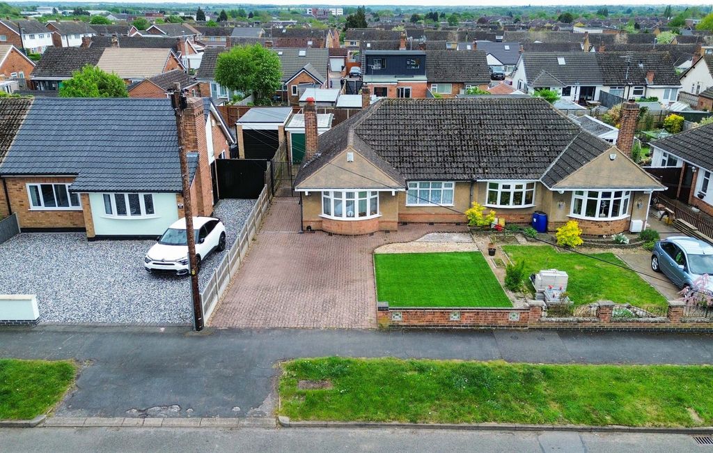 Additional image 16 of 2 bed semi-detached bungalow for saleDorset Avenue, South Wigston, Leicester LE18