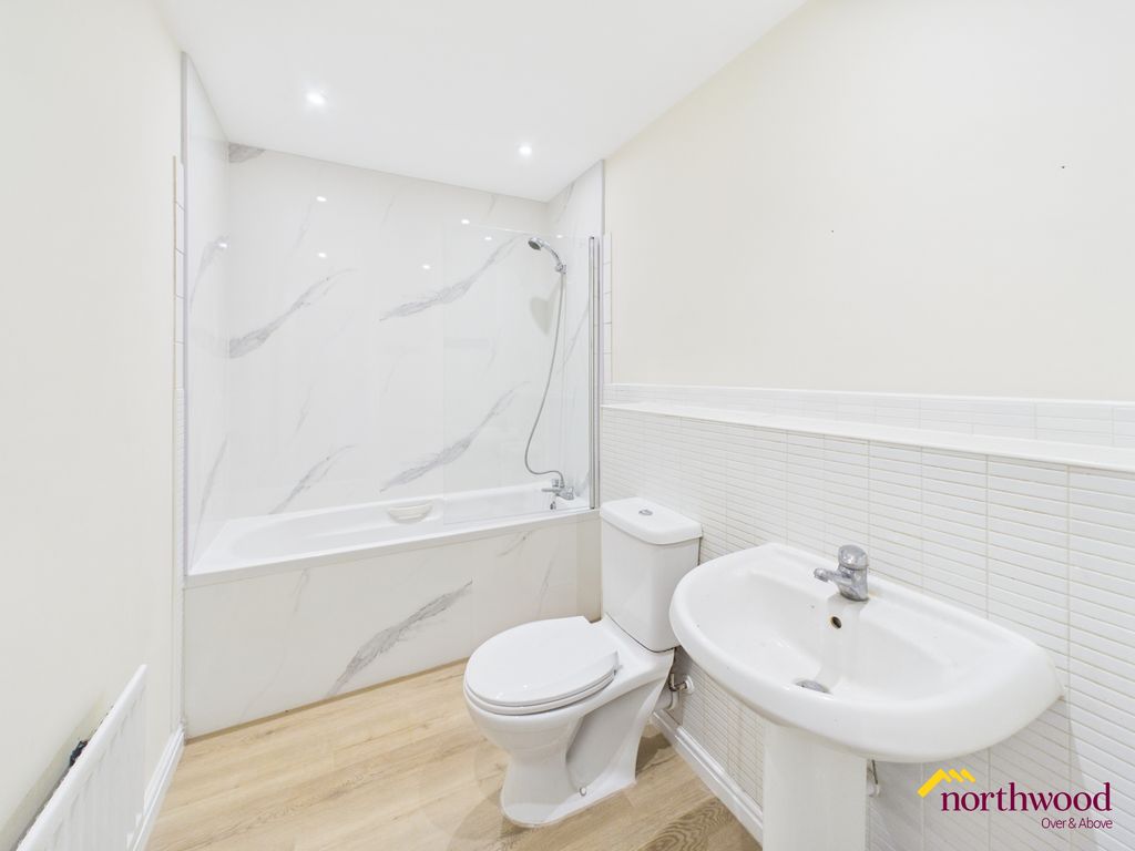 Additional image 10 of 4 bed town house for saleGodwin Way, Stoke-On-Trent ST4
