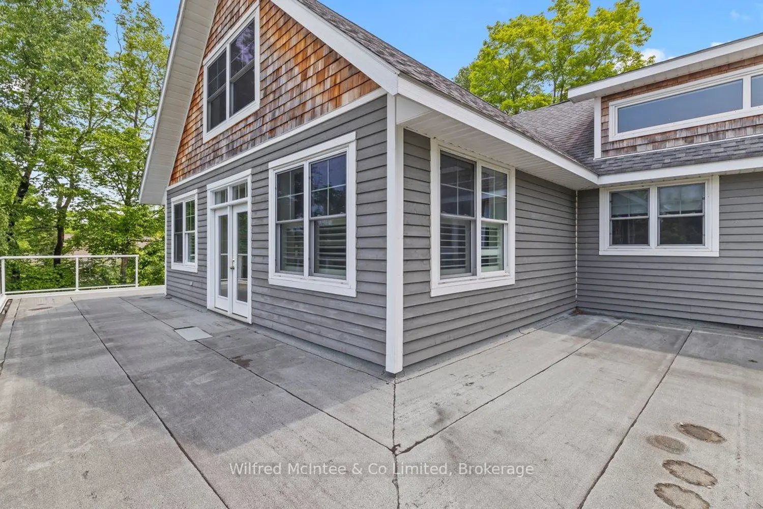 Additional image 8 of 545 Eckford Avenue