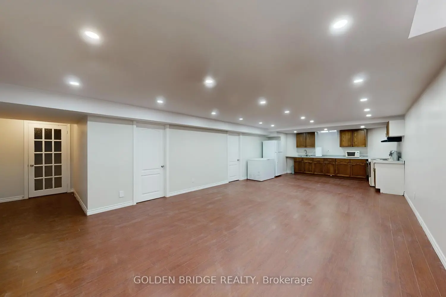 Additional image 18 of 158 Worthington Avenue