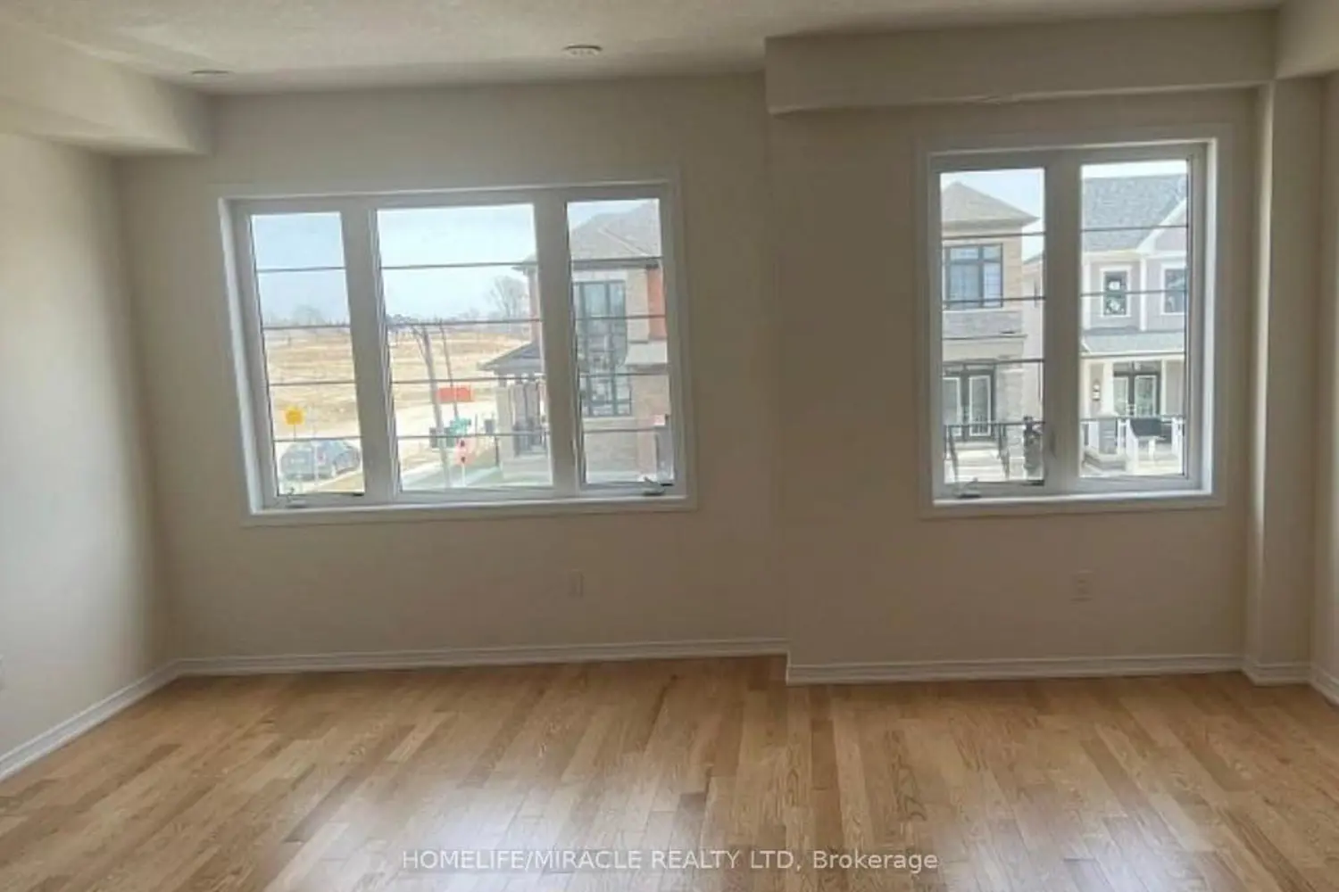 4 Baskett Drive photo 3