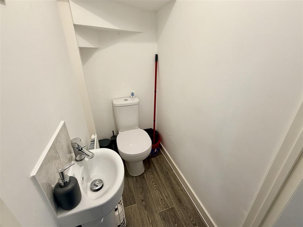 Additional image 5 of 3 bed detached house for saleCaesar Drive, Off Higham Lane, Nuneaton CV11