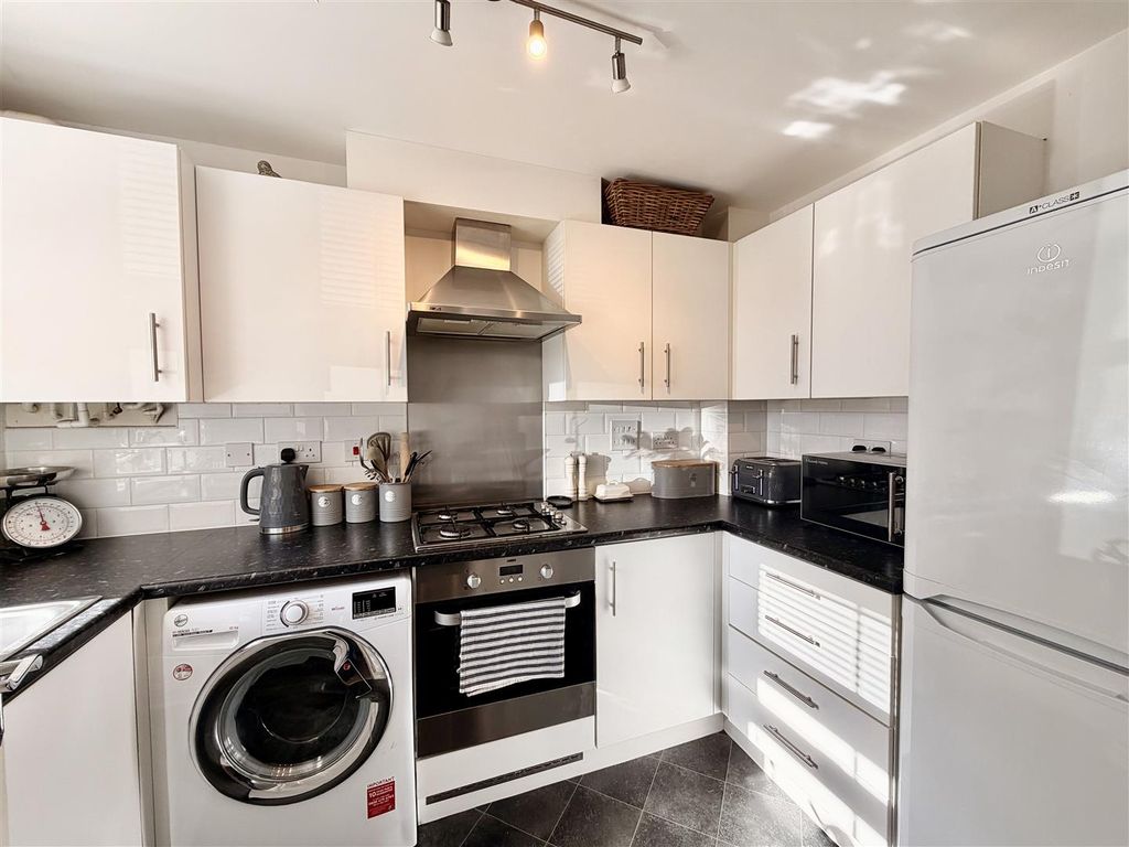 Additional image 6 of 2 bed semi-detached house for saleRaynesford Close, Quorn, Leicestershire LE12