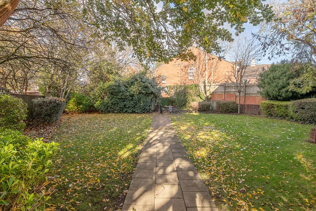 Additional image 25 of 2 bed flat for salePenn Road, Wolverhampton WV4