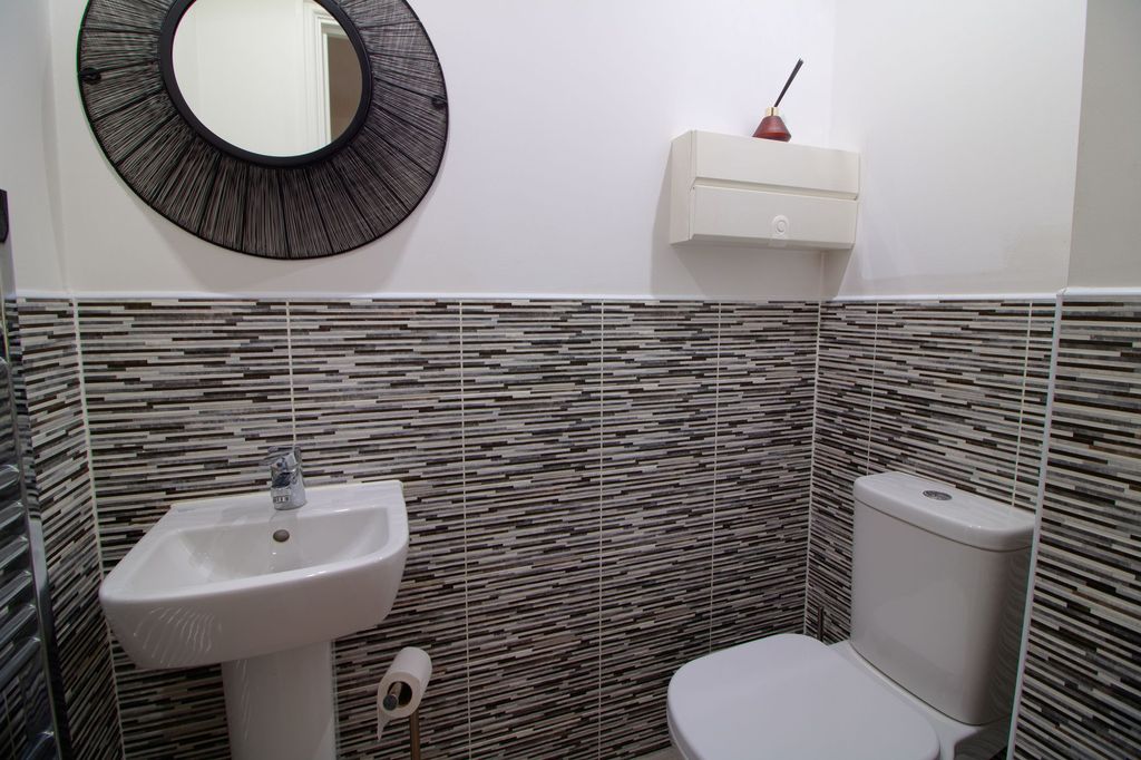 Additional image 7 of 4 bed detached house for saleHackness Road, Hamilton LE5