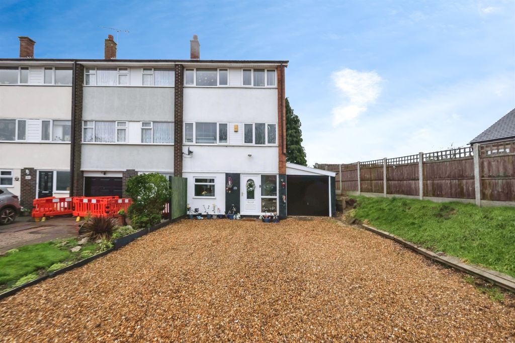 3 bed semi-detached house for saleWolverhampton Road, Kingswinford DY6