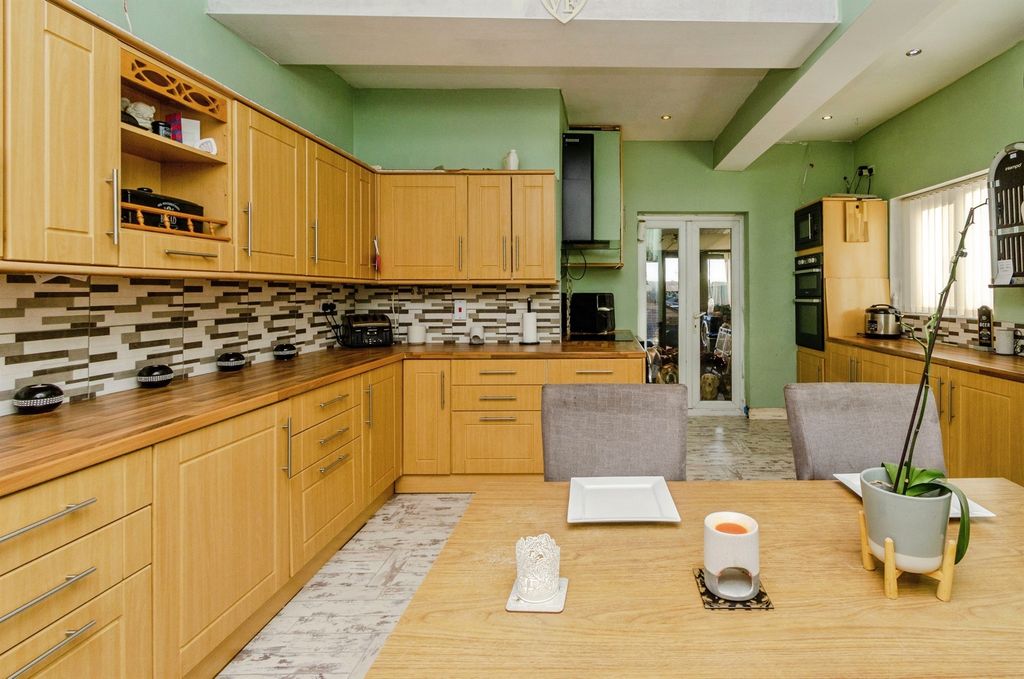 Additional image 5 of 3 bed semi-detached house for saleHigh Mount Street, Hednesford, Cannock WS12