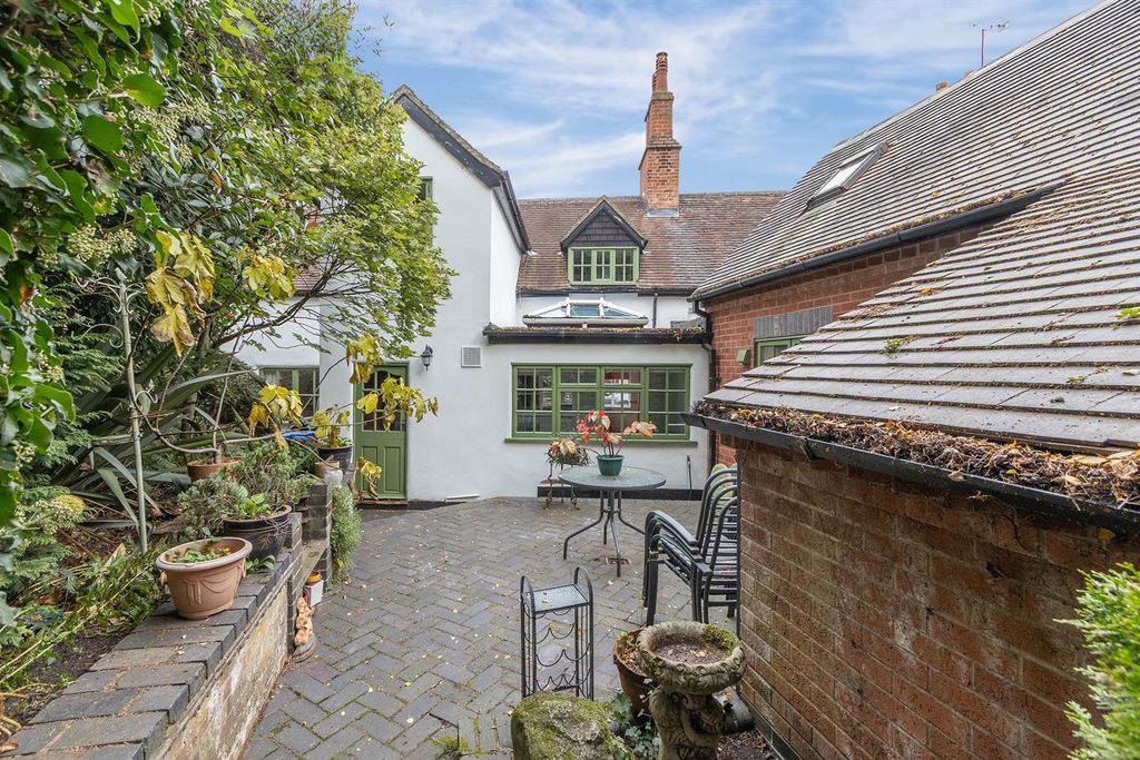 Additional image 5 of 4 bed property for saleVictoria Cottage, Park Street, Market Bosworth CV13