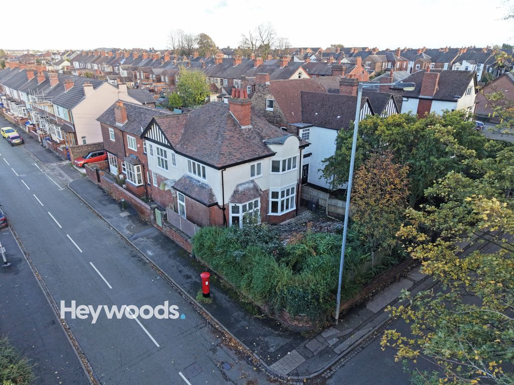 Additional image 41 of 3 bed semi-detached house for saleHigh Street, Wolstanton, Newcastle Under Lyme ST5